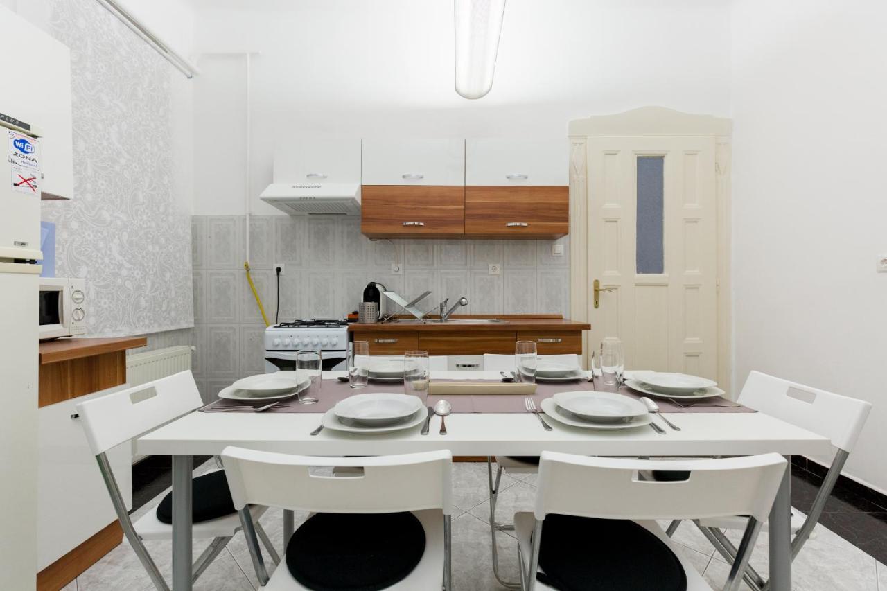K17 Kinizsi Apartmán *